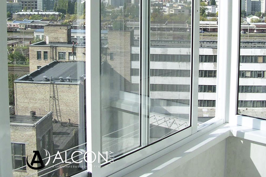Раздвижные балконные рамы из алюминия в Костроме